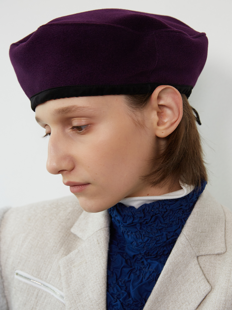 22aw_1_bowlberet_woolpurple_model2