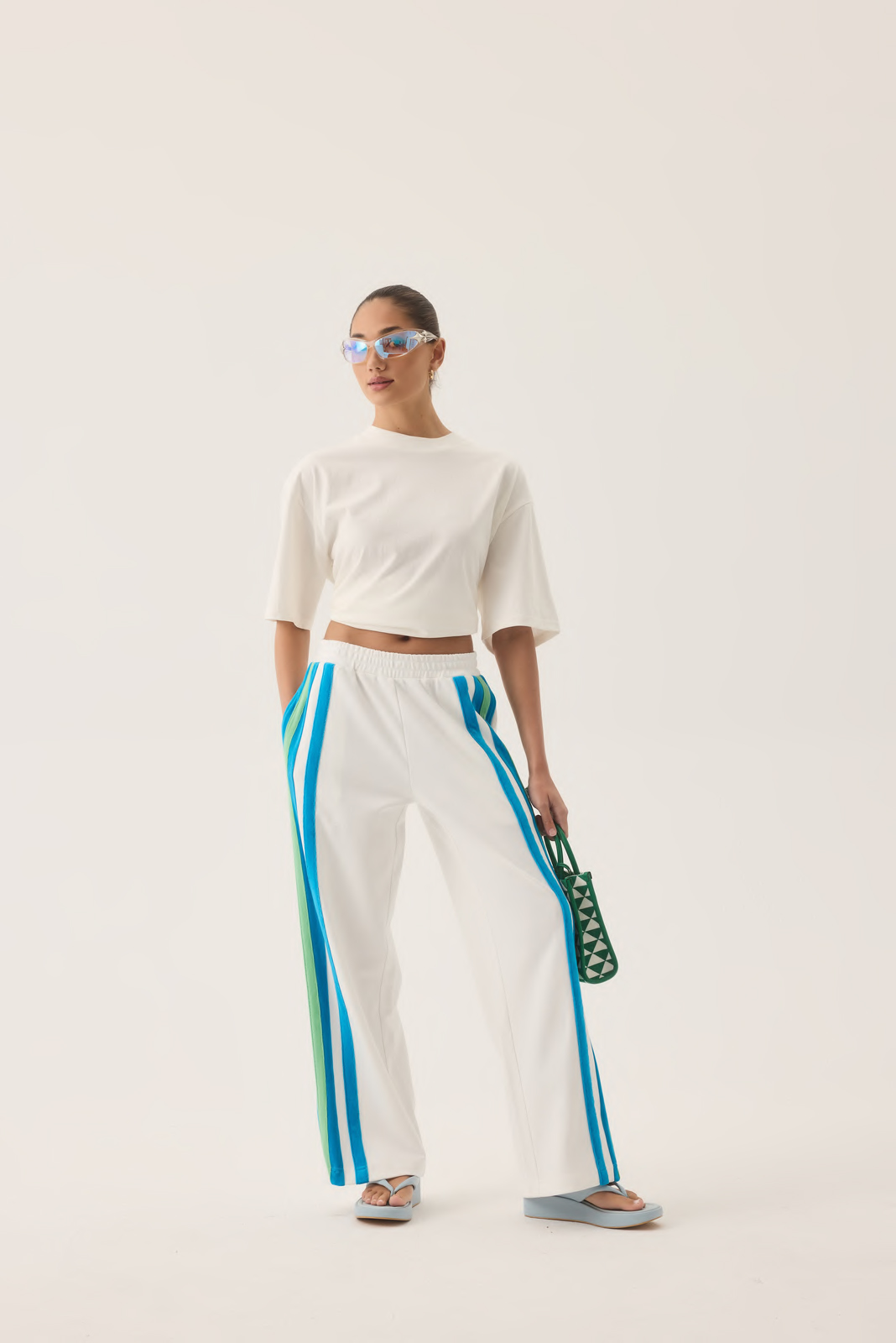 A J – OND 2025 LOOKBOOK JAPAN