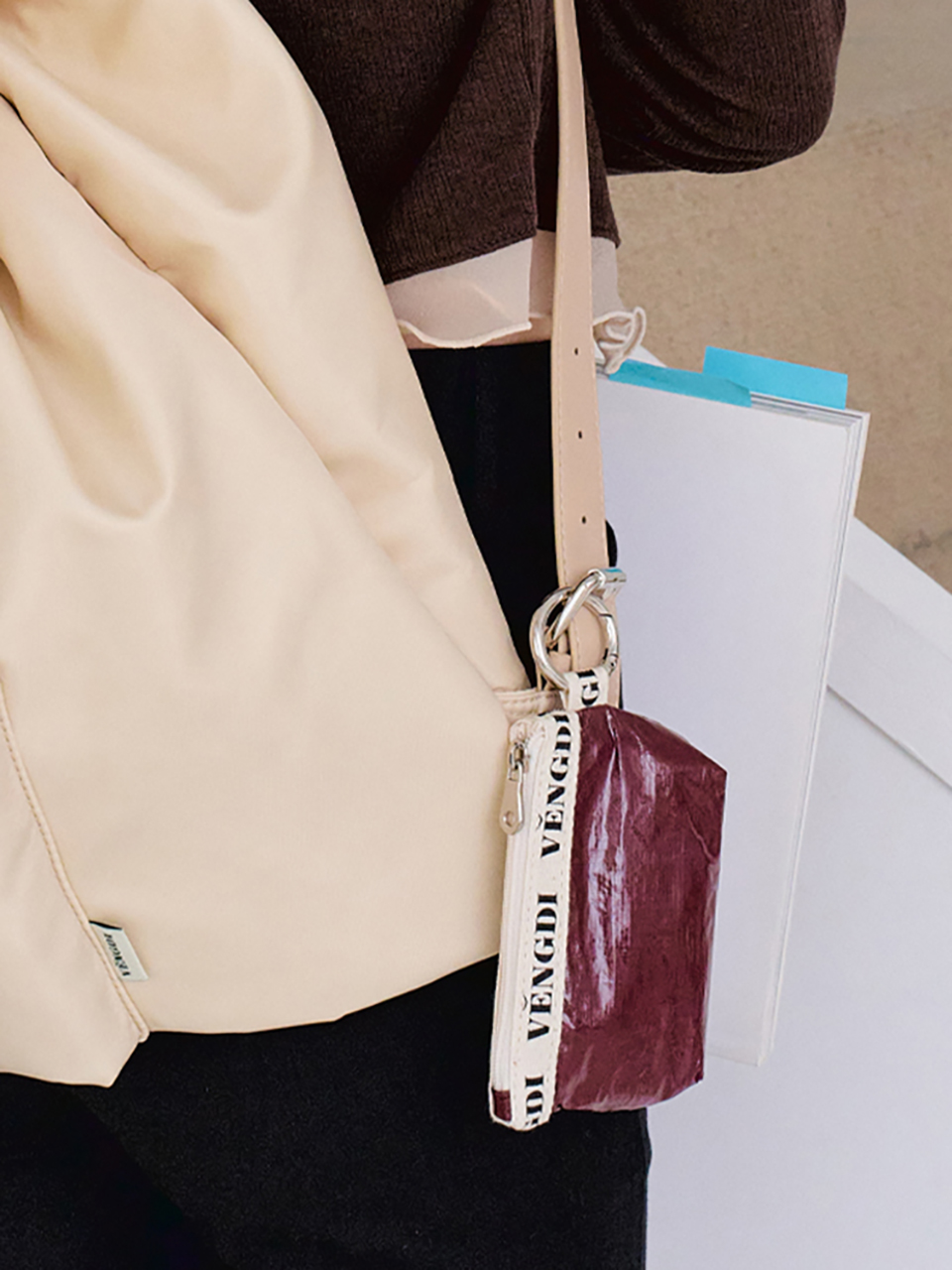 Annie Pouch Mini_BUR